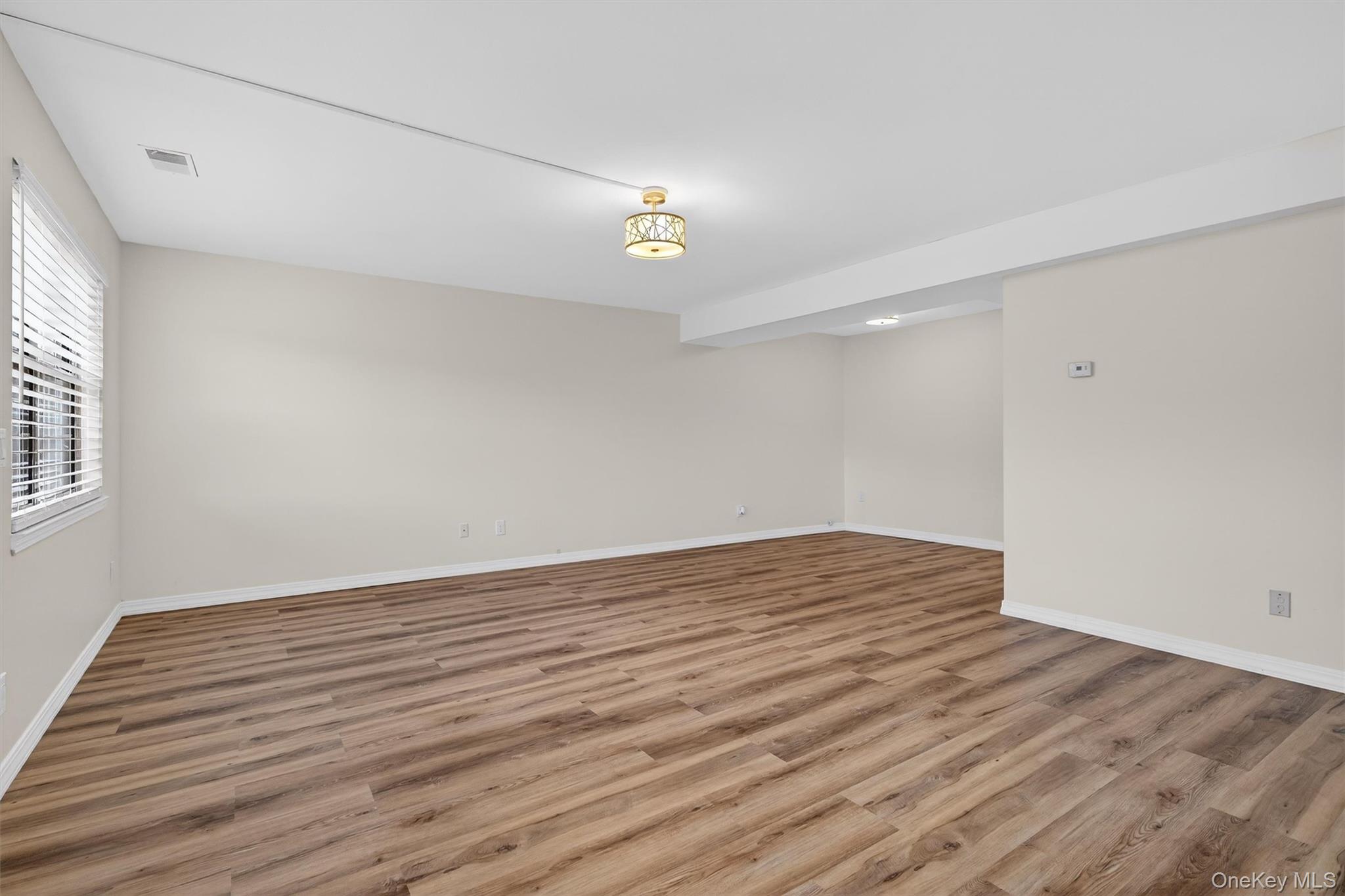 #4 photo, 276 Temple Hill Road, New Windsor , NY 12553