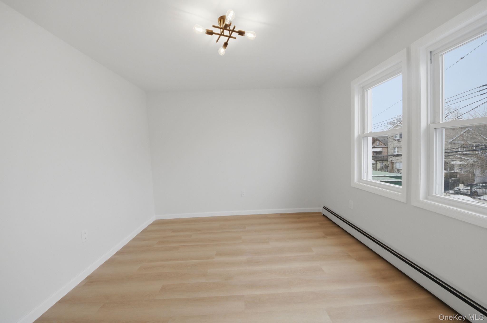 #15 photo, 424 Thieriot Avenue, برونكس Bronx , NY 10473