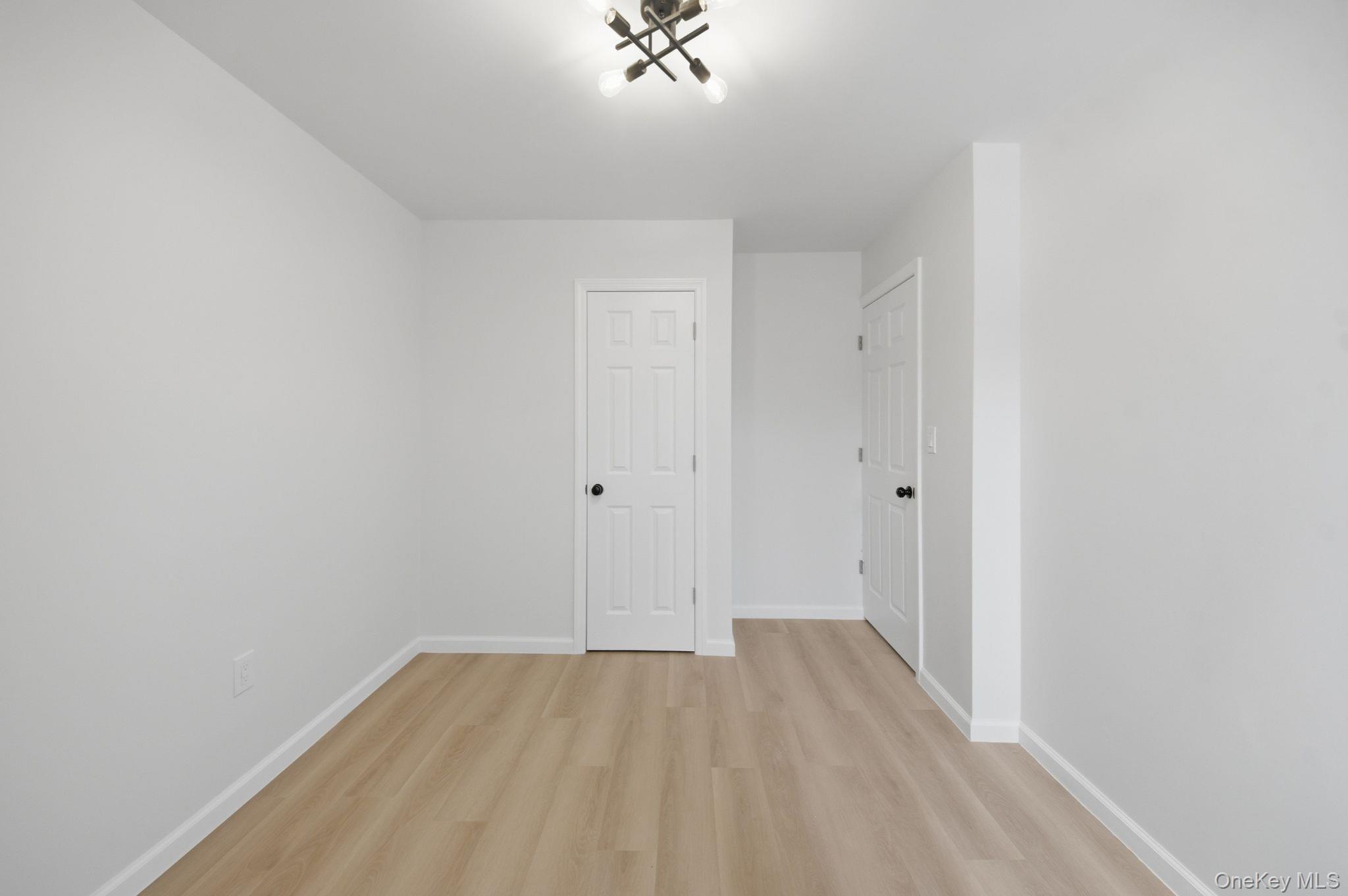 #20 photo, 424 Thieriot Avenue, برونكس Bronx , NY 10473