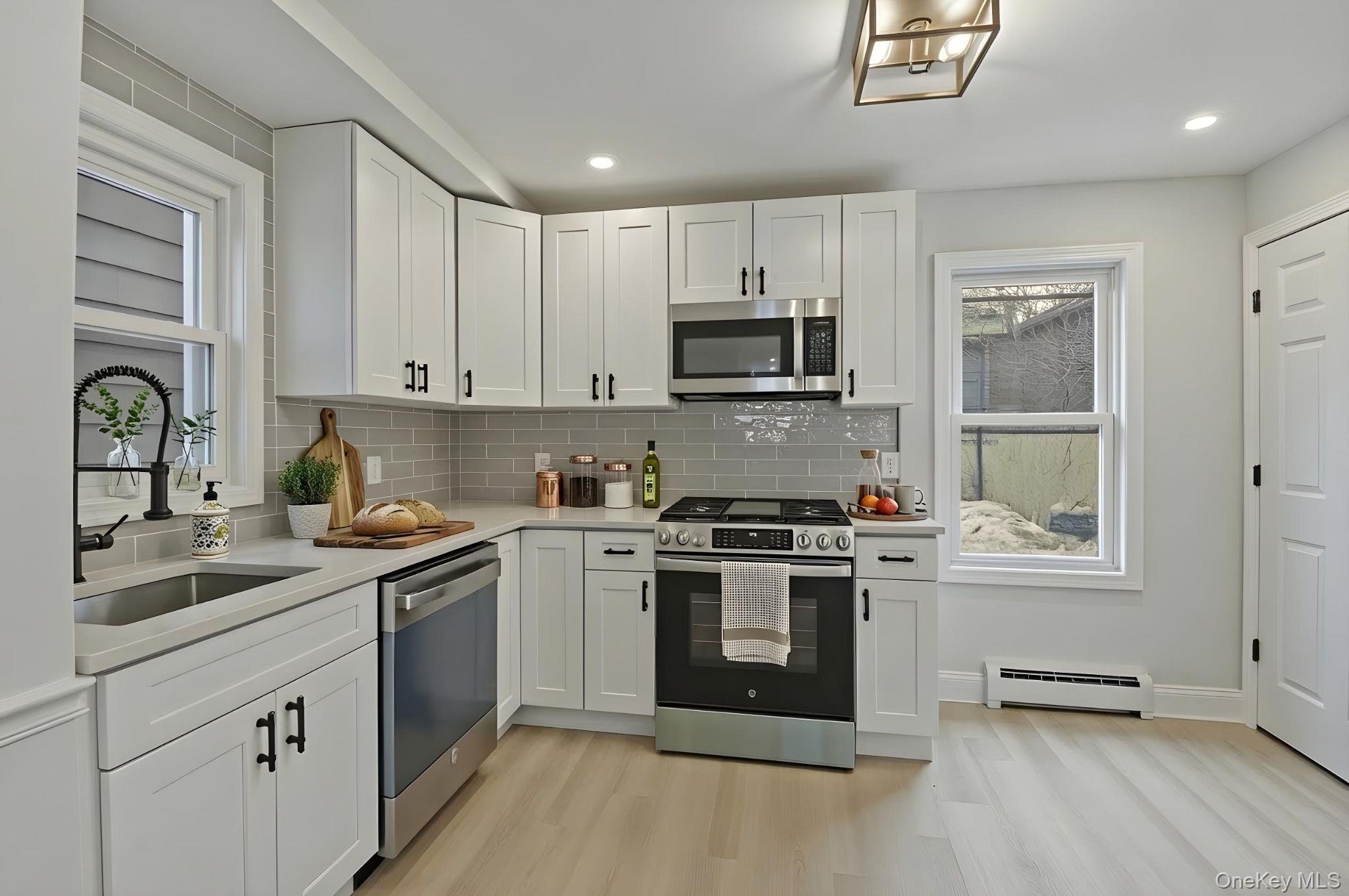 #4 photo, 424 Thieriot Avenue, برونكس Bronx , NY 10473