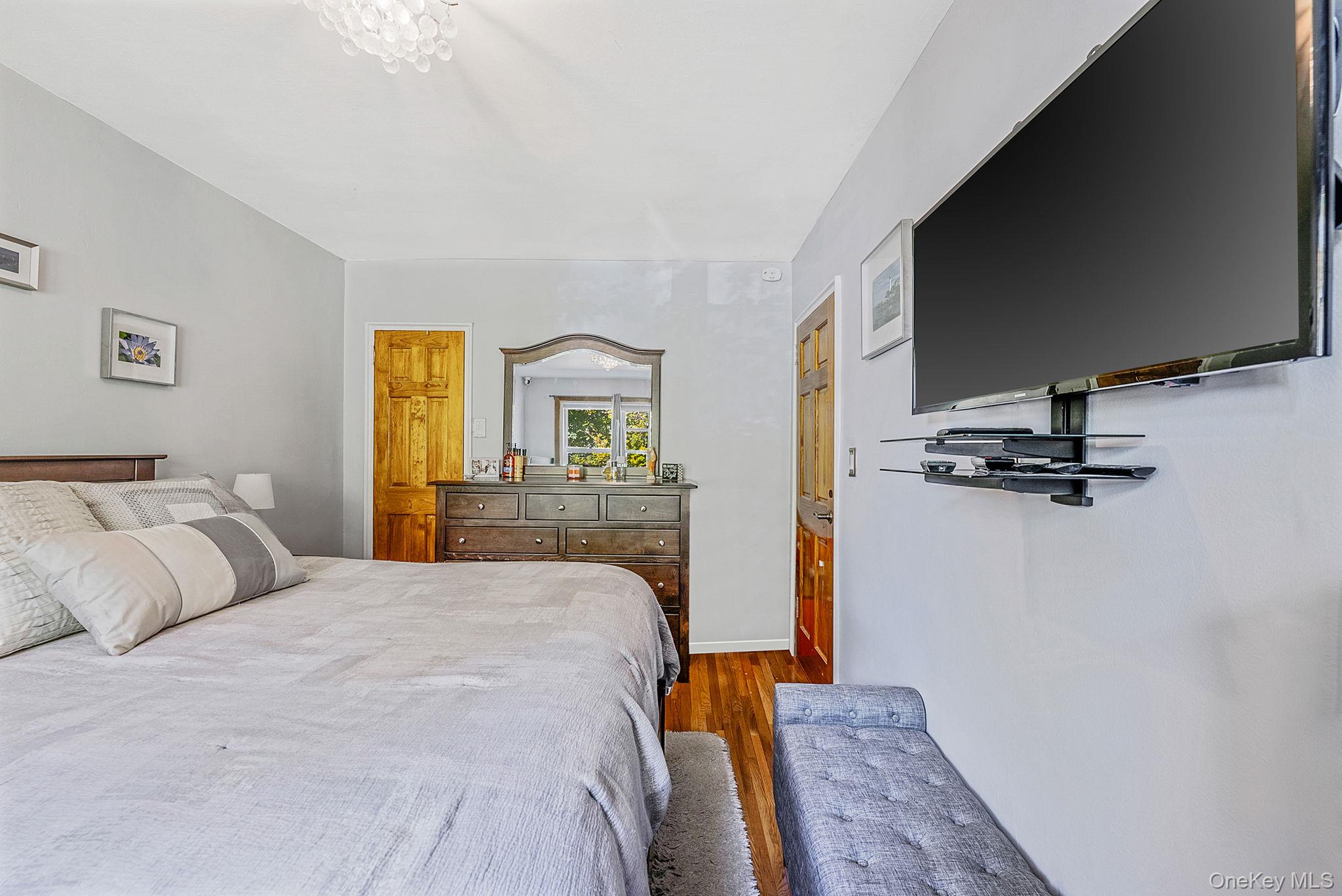 #13 photo, 16 Edwards Street, Нассау ‖ Roslyn Heights , NY 11577