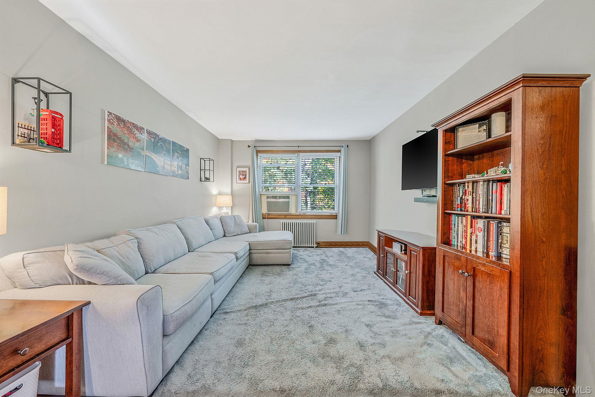 #8 photo, 16 Edwards Street, Нассау ‖ Roslyn Heights , NY 11577