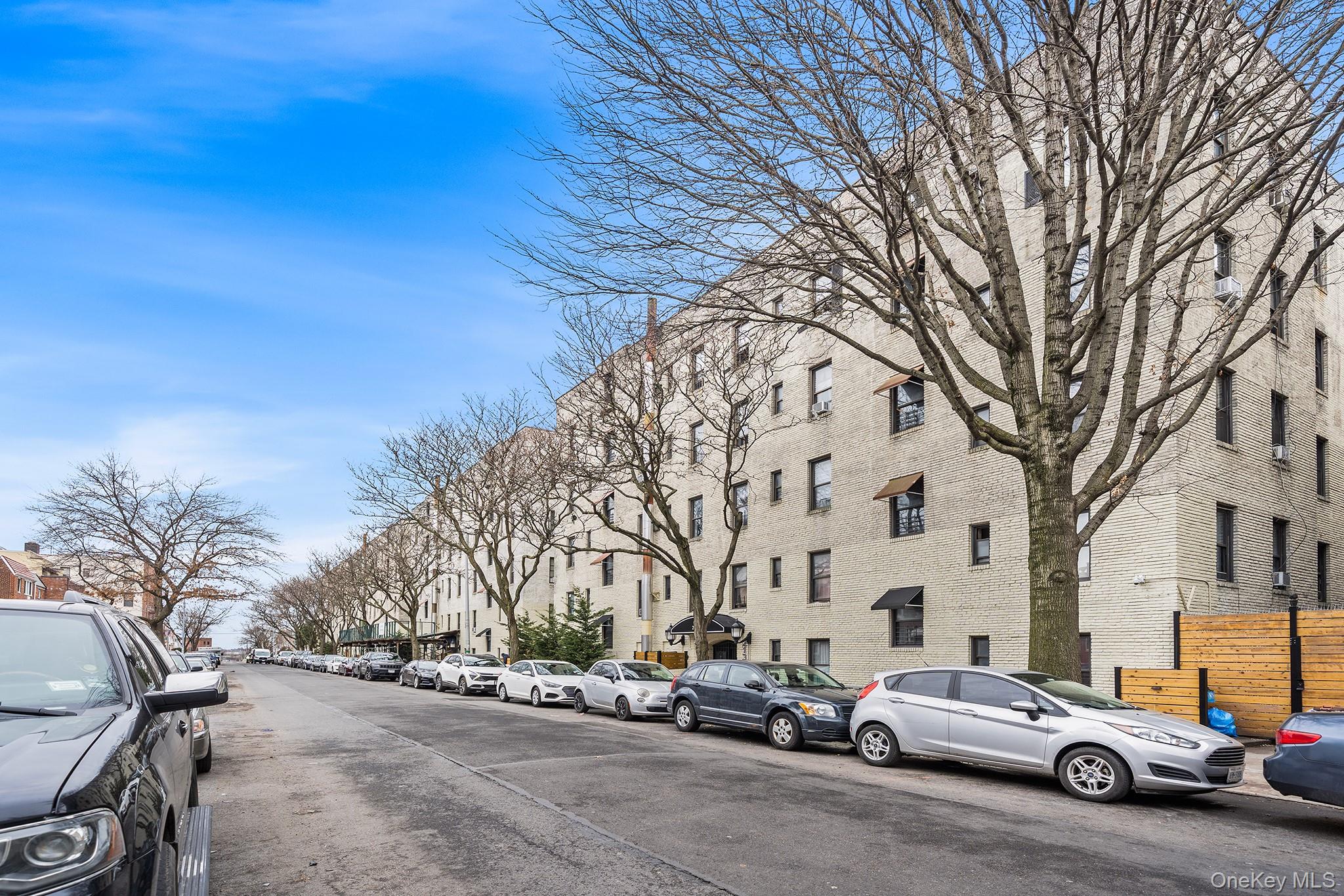 #13 photo, 2137 33rd Street, Astoria , NY 11105