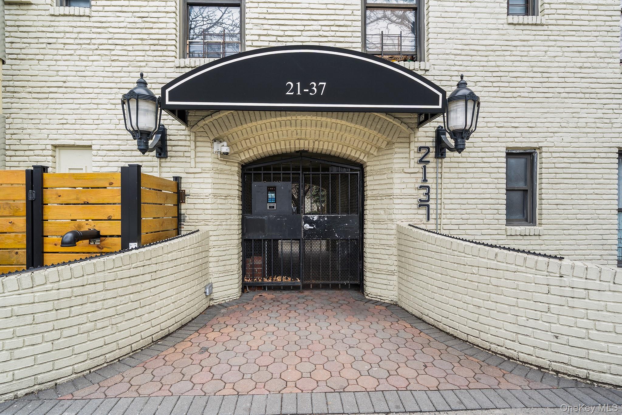 #16 photo, 2137 33rd Street, Astoria , NY 11105