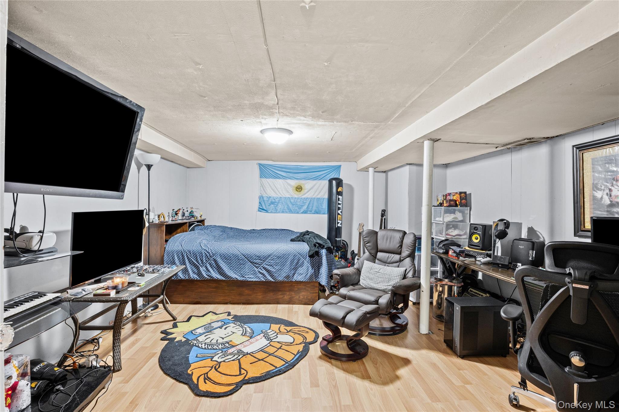 #18 photo, 282 Caryl Drive, Lawrence , NY 11559