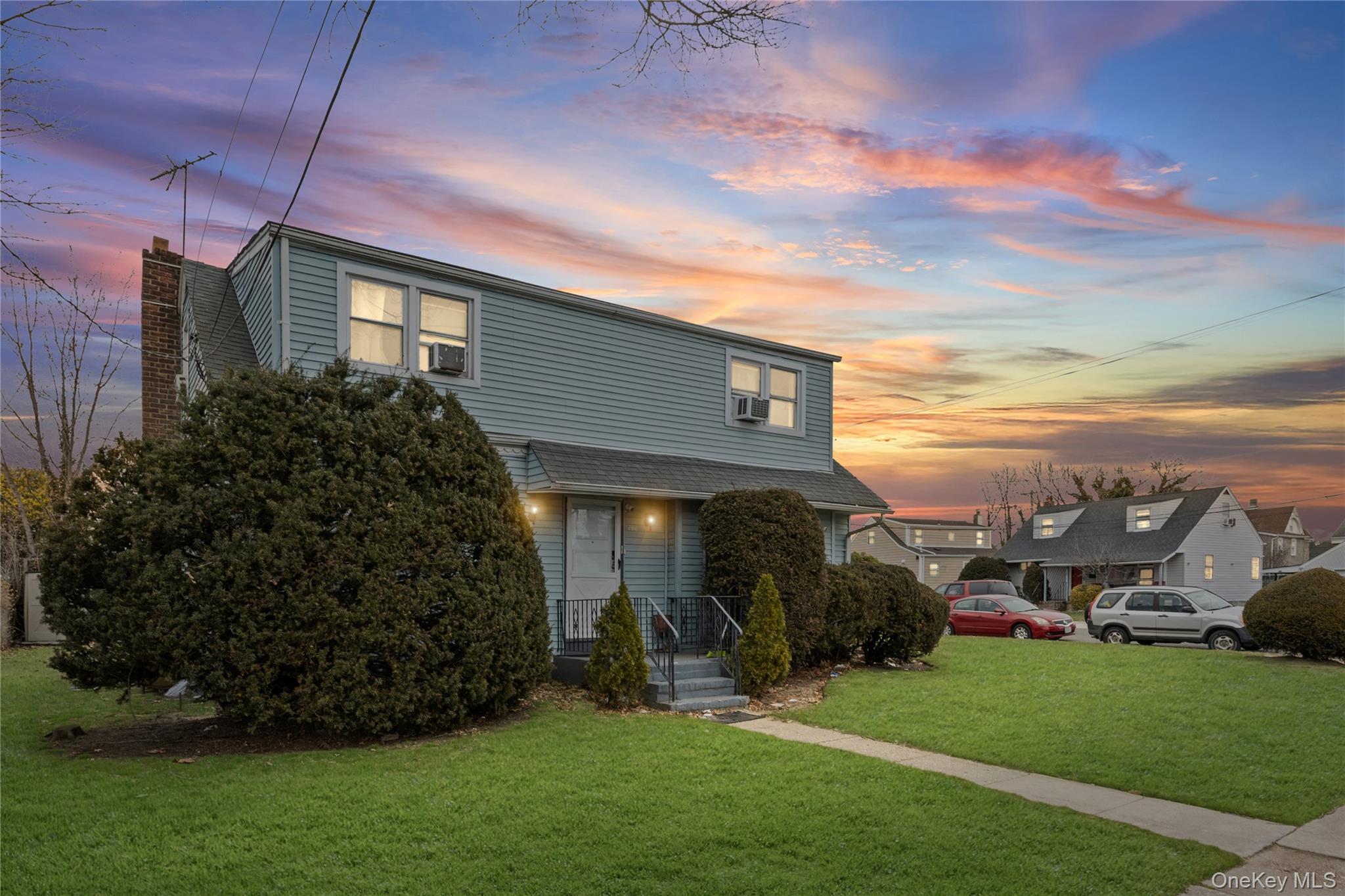 #2 photo, 282 Caryl Drive, Lawrence , NY 11559