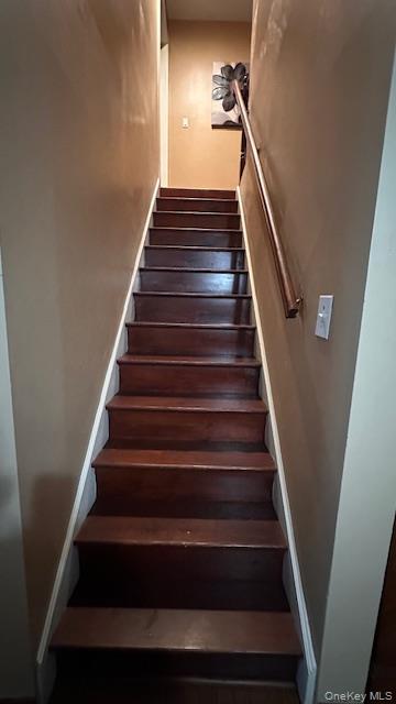 #11 photo, 1240 Langdon Boulevard, Rockville Centre , NY 11570