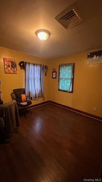 #16 photo, 1240 Langdon Boulevard, Rockville Centre , NY 11570