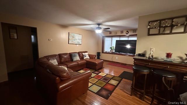 #3 photo, 1240 Langdon Boulevard, Rockville Centre , NY 11570