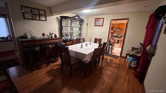 #4 photo, 1240 Langdon Boulevard, Rockville Centre , NY 11570