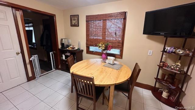 #5 photo, 1240 Langdon Boulevard, Rockville Centre , NY 11570