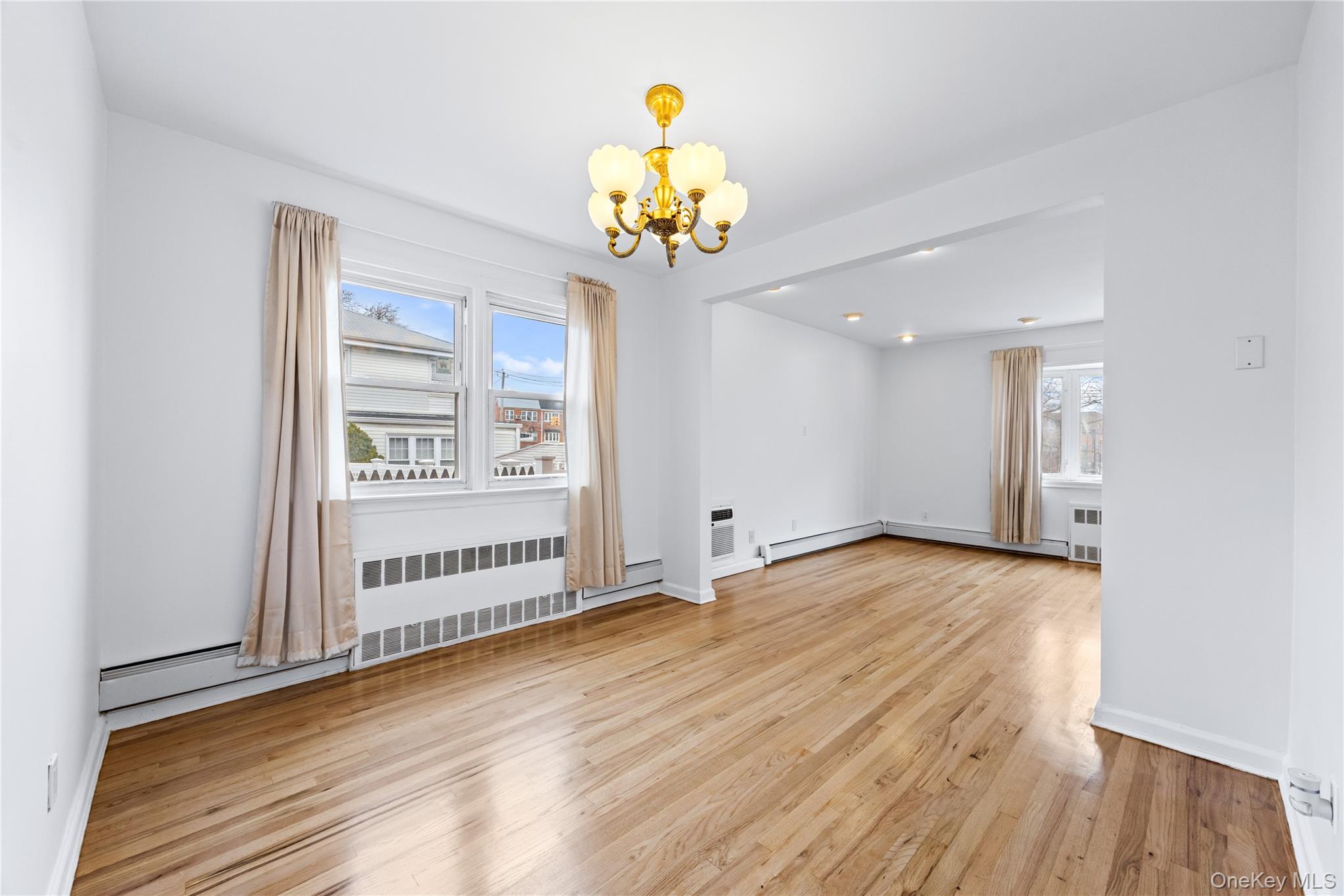 #8 photo, 64-14 218th Street, Oakland Gardens , NY 11364