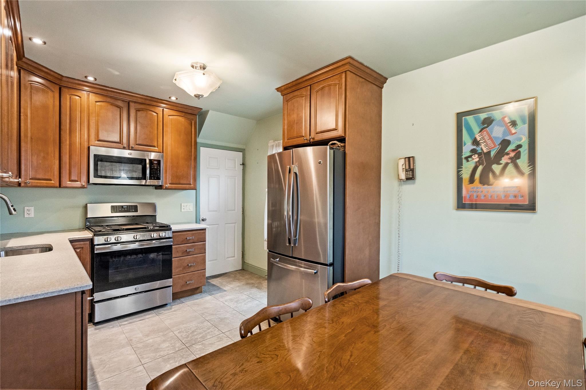 #9 photo, 19 William Street, Valley Stream , NY 11580