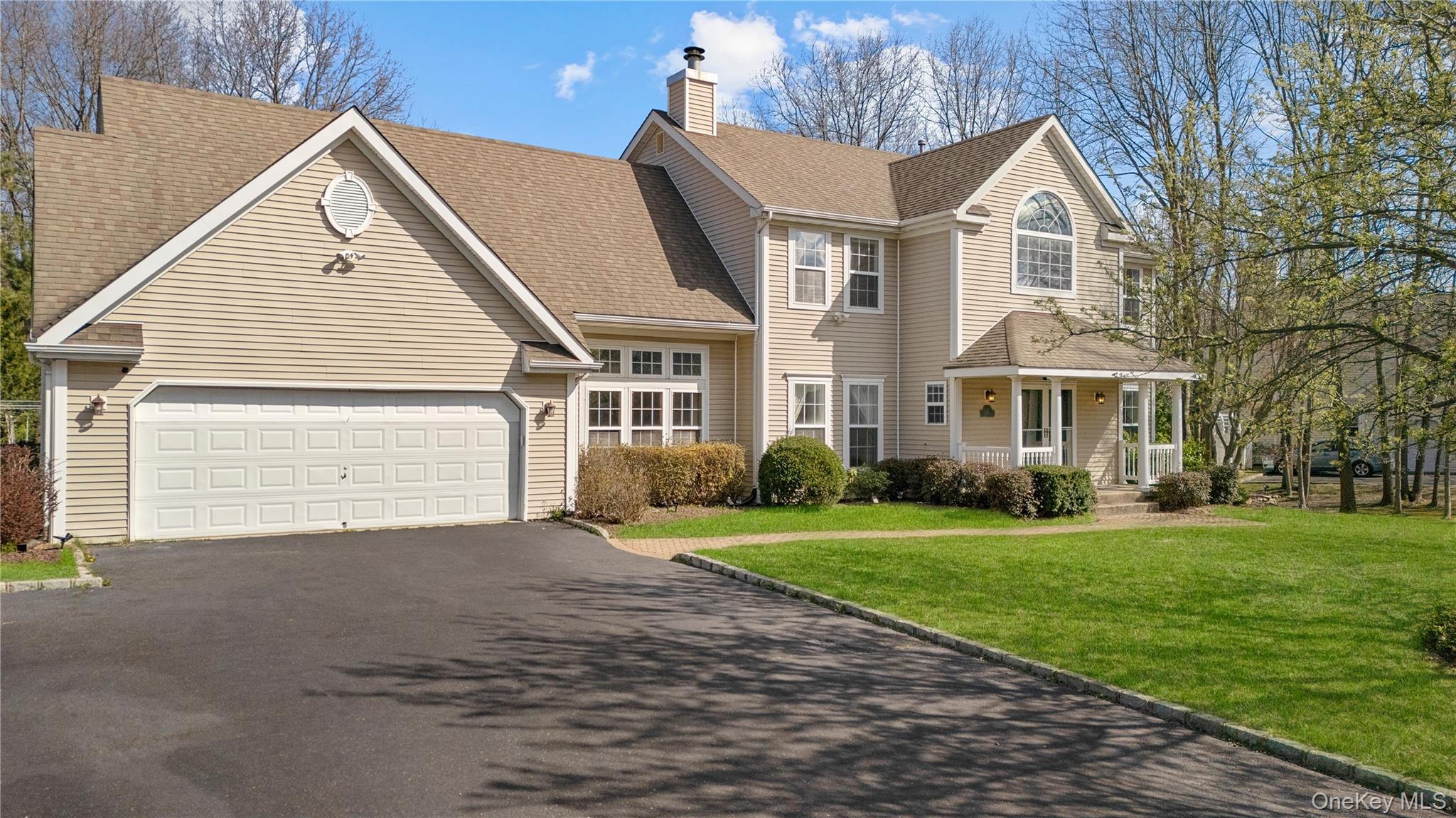 #1 photo, 23 Varsity Boulevard, East Setauket , NY 11733