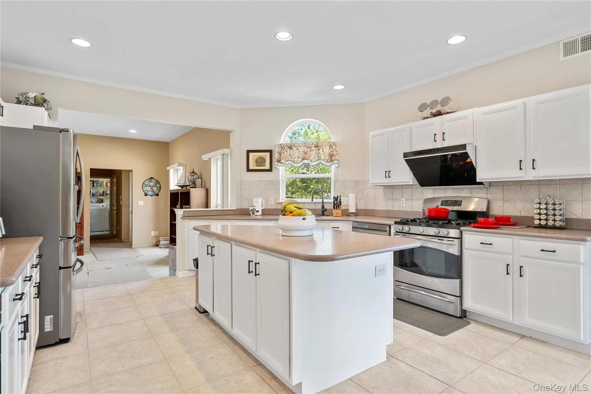 #10 photo, 23 Varsity Boulevard, East Setauket , NY 11733