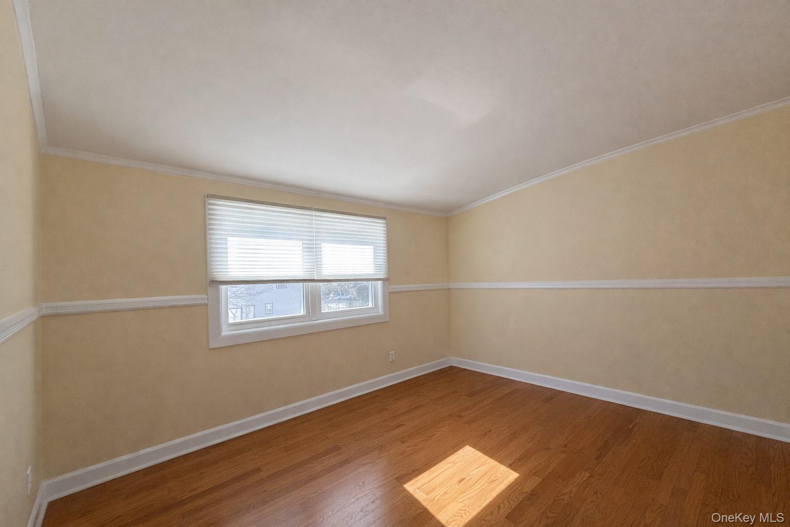 #12 photo, 93 Birch Avenue, Farmingdale , NY 11735