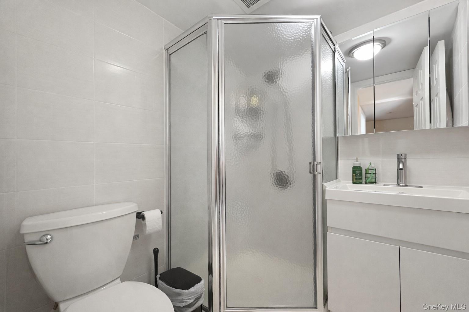 #13 photo, 93 Birch Avenue, Farmingdale , NY 11735