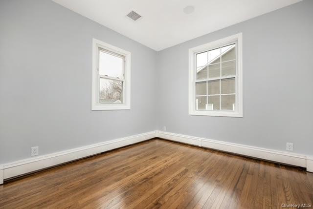 #12 photo, 70 E Minerva Road, 東長島 Lindenhurst , NY 11757