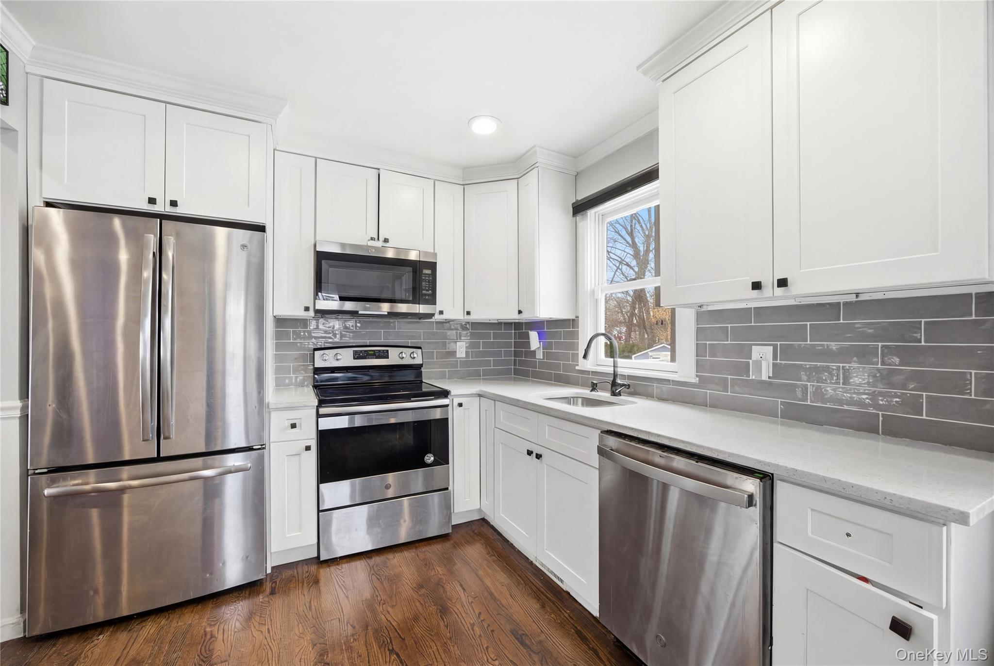 #10 photo, 2809 Heather Avenue, 东长岛 Medford , NY 11763