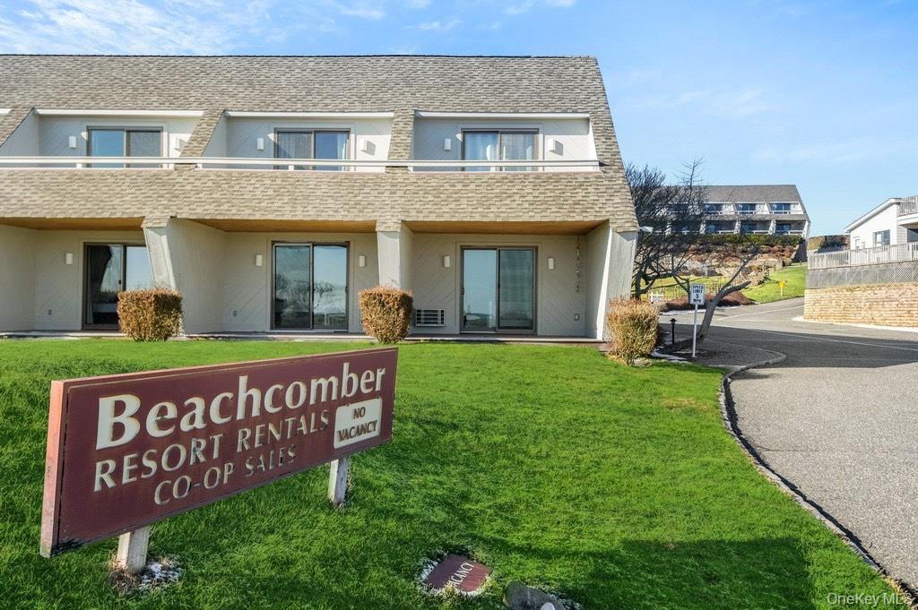 #1 photo, 727 Old Montauk Highway, Montauk , NY 11954