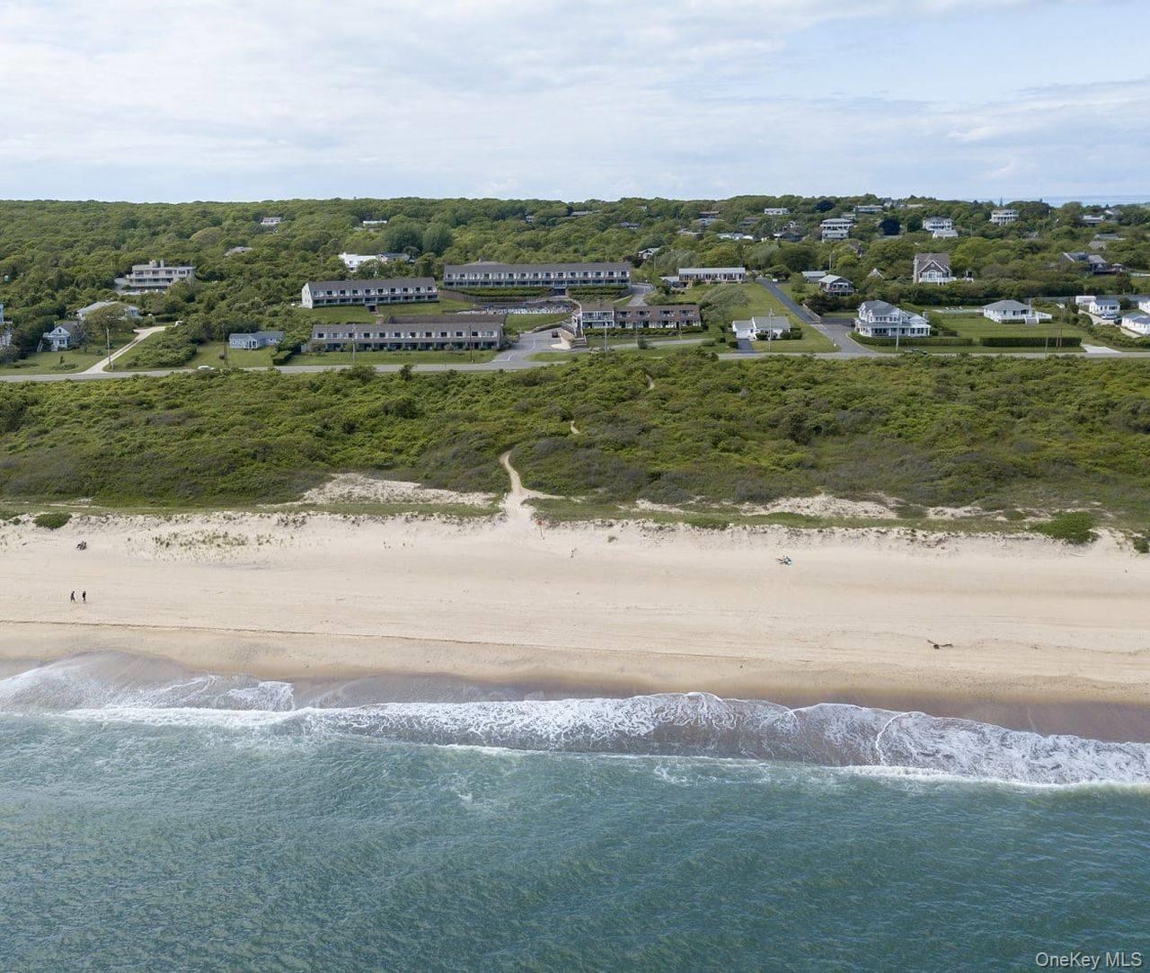 #11 photo, 727 Old Montauk Highway, Montauk , NY 11954