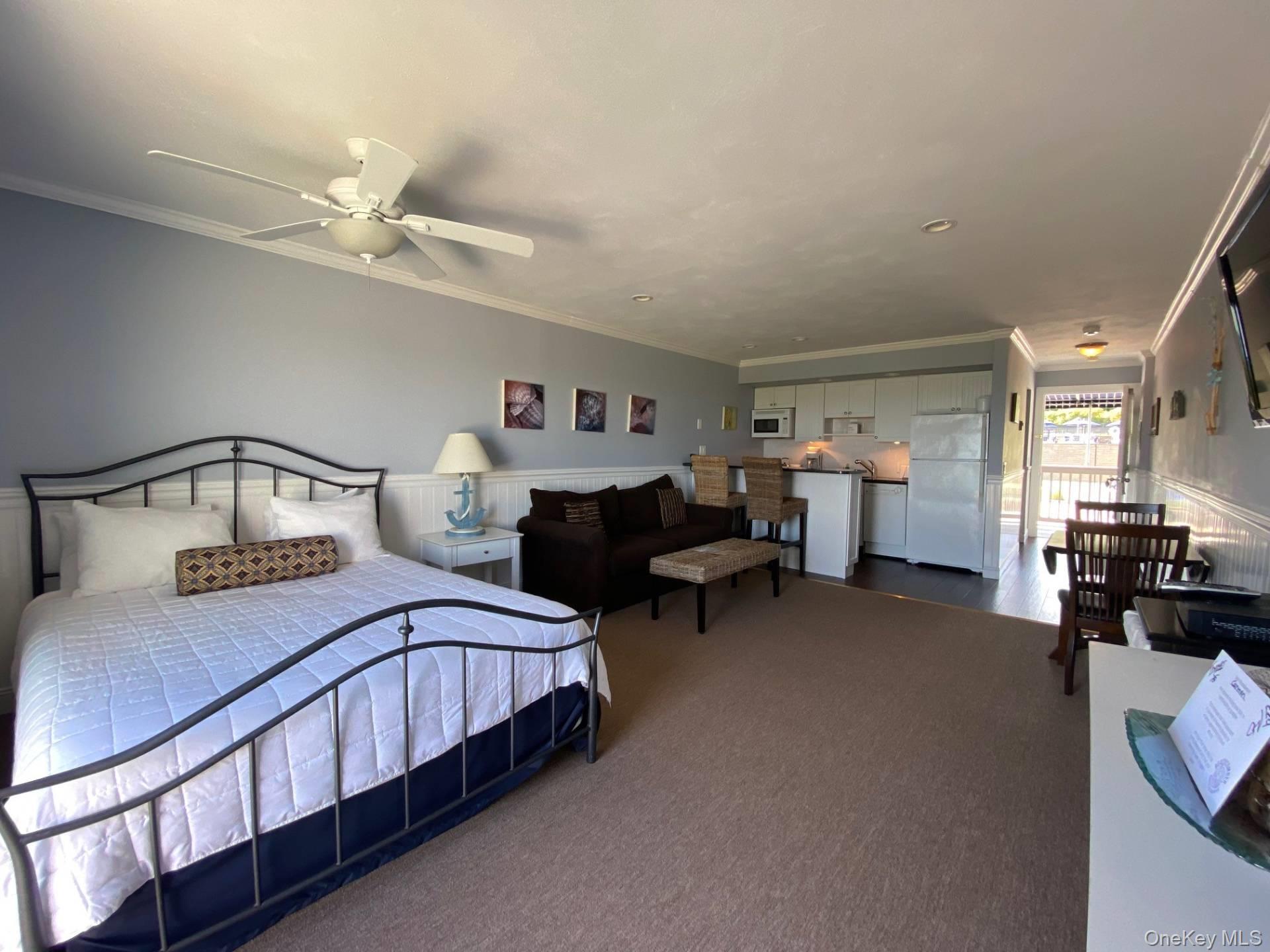 #5 photo, 727 Old Montauk Highway, Montauk , NY 11954