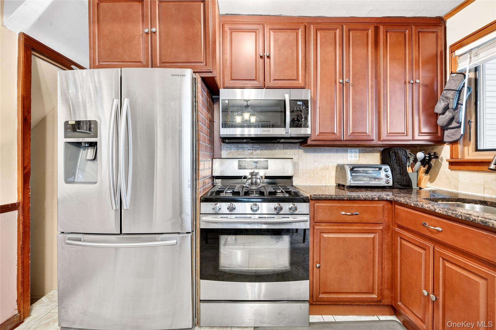 #18 photo, 3062 Harding Avenue, 布朗士 Bronx , NY 10465