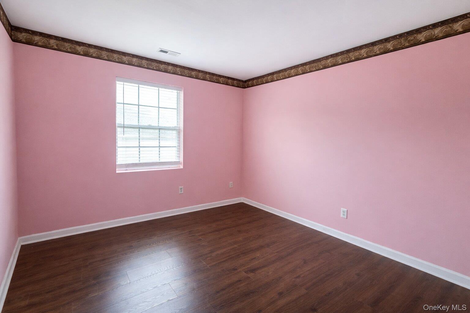 #17 photo, 256 Quassaick Avenue, New Windsor , NY 12553