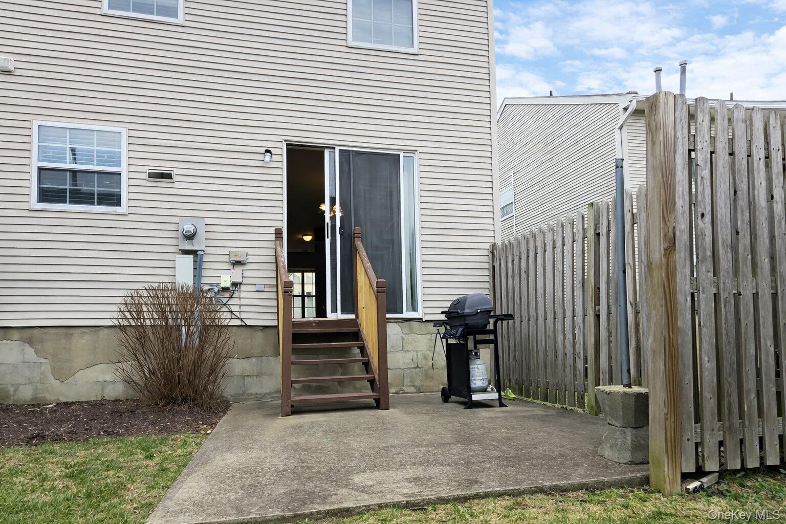 #20 photo, 256 Quassaick Avenue, New Windsor , NY 12553