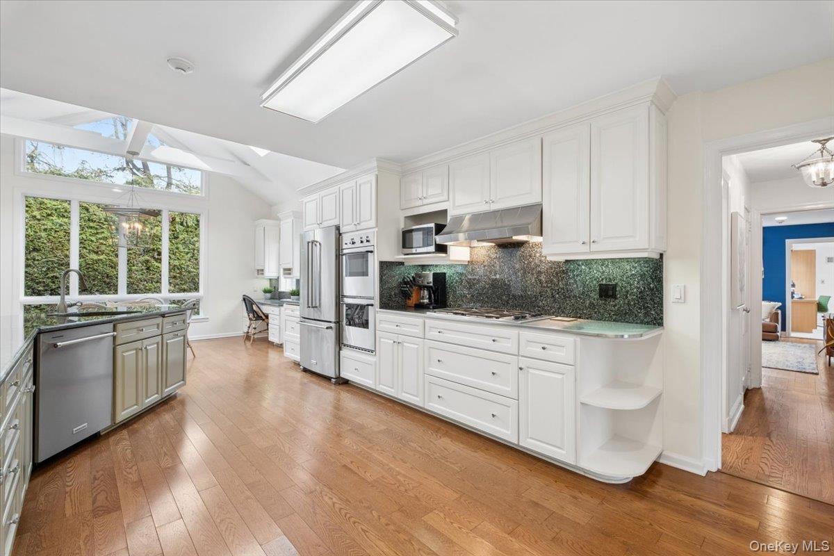 #9 photo, 6 Rockwood Drive, Larchmont , NY 10538