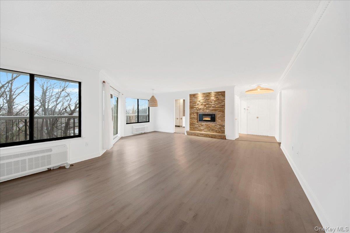 #10 photo, 500 High Point Drive, Hartsdale , NY 10530