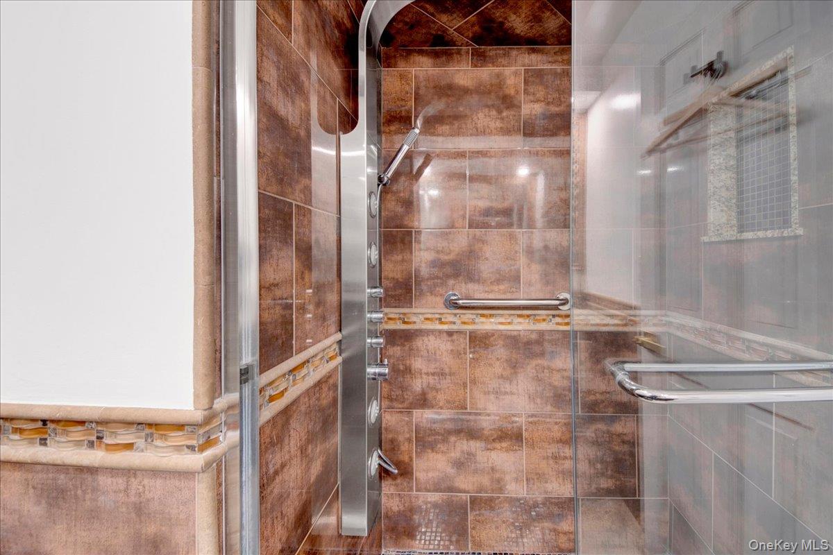 #18 photo, 500 High Point Drive, Hartsdale , NY 10530