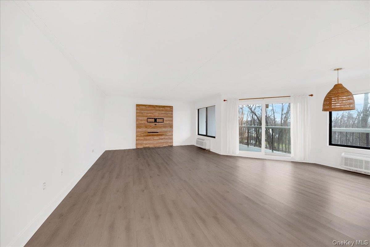 #9 photo, 500 High Point Drive, Hartsdale , NY 10530