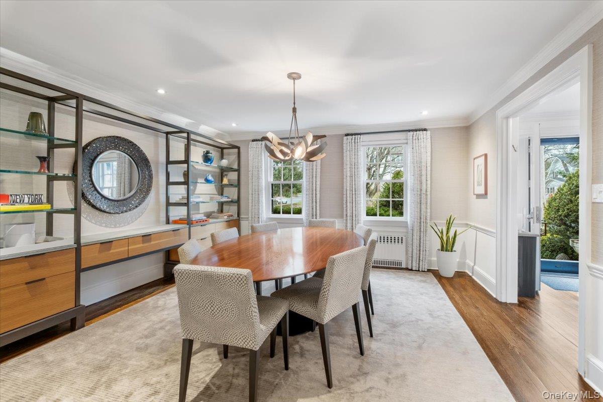 #10 photo, 7 Meadow Place, Larchmont , NY 10538