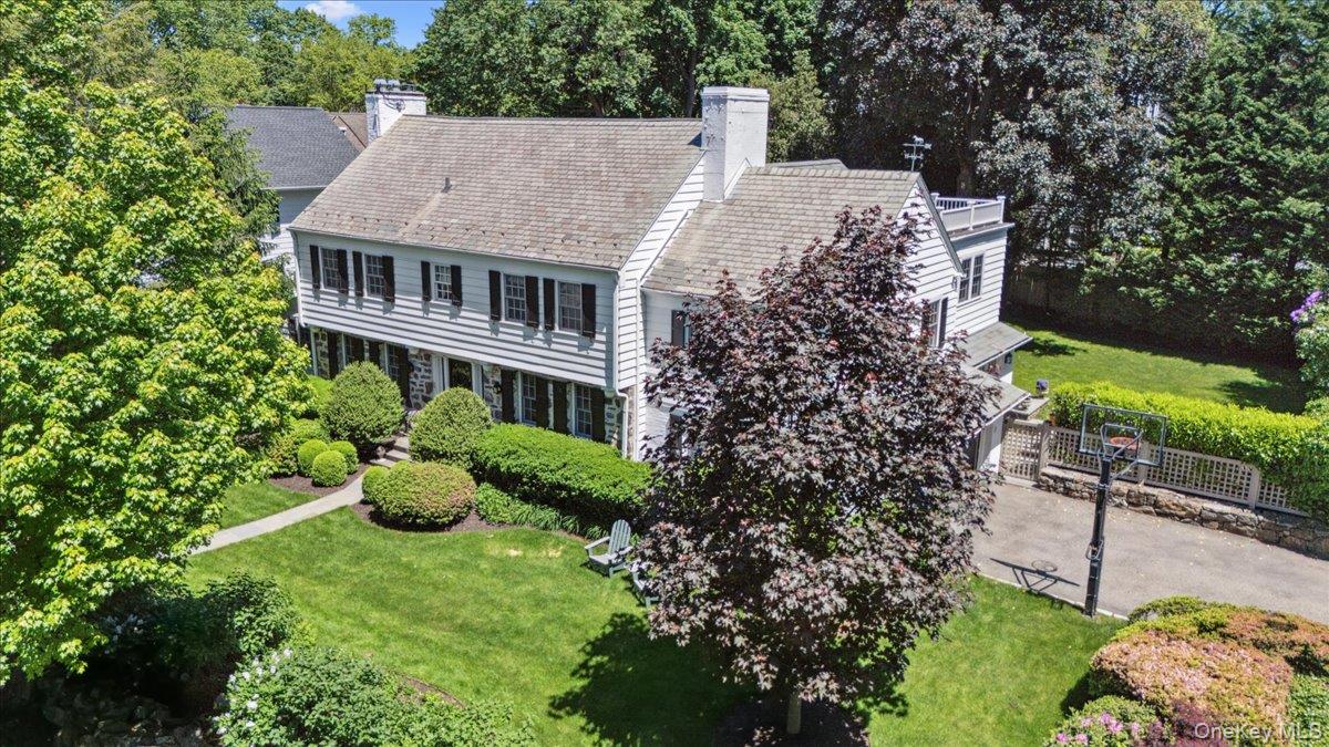 #3 photo, 7 Meadow Place, Larchmont , NY 10538