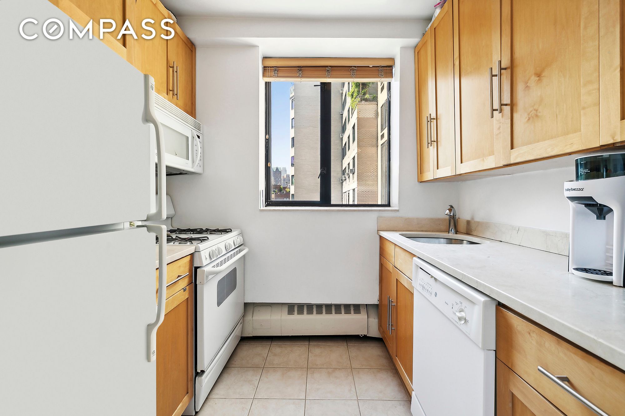 #5 photo, 150 E 85th Street, Upper East Side , NY 10028