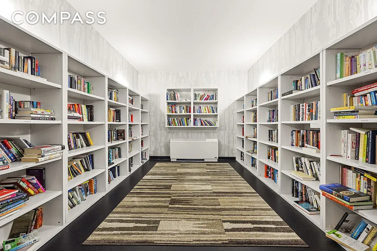 #20 photo, 360 Furman Street, Brooklyn Heights , NY 11201