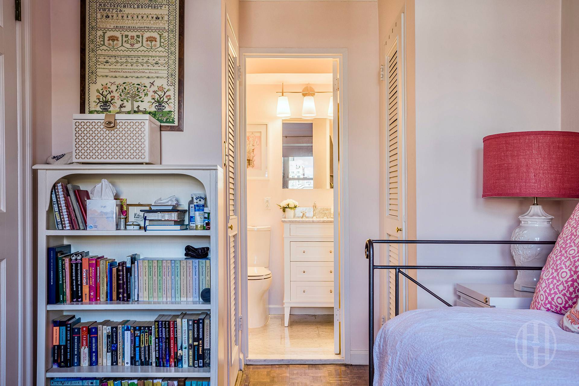 #8 photo, 357 E 57th Street, مانهاتن Midtown East , NY 10022