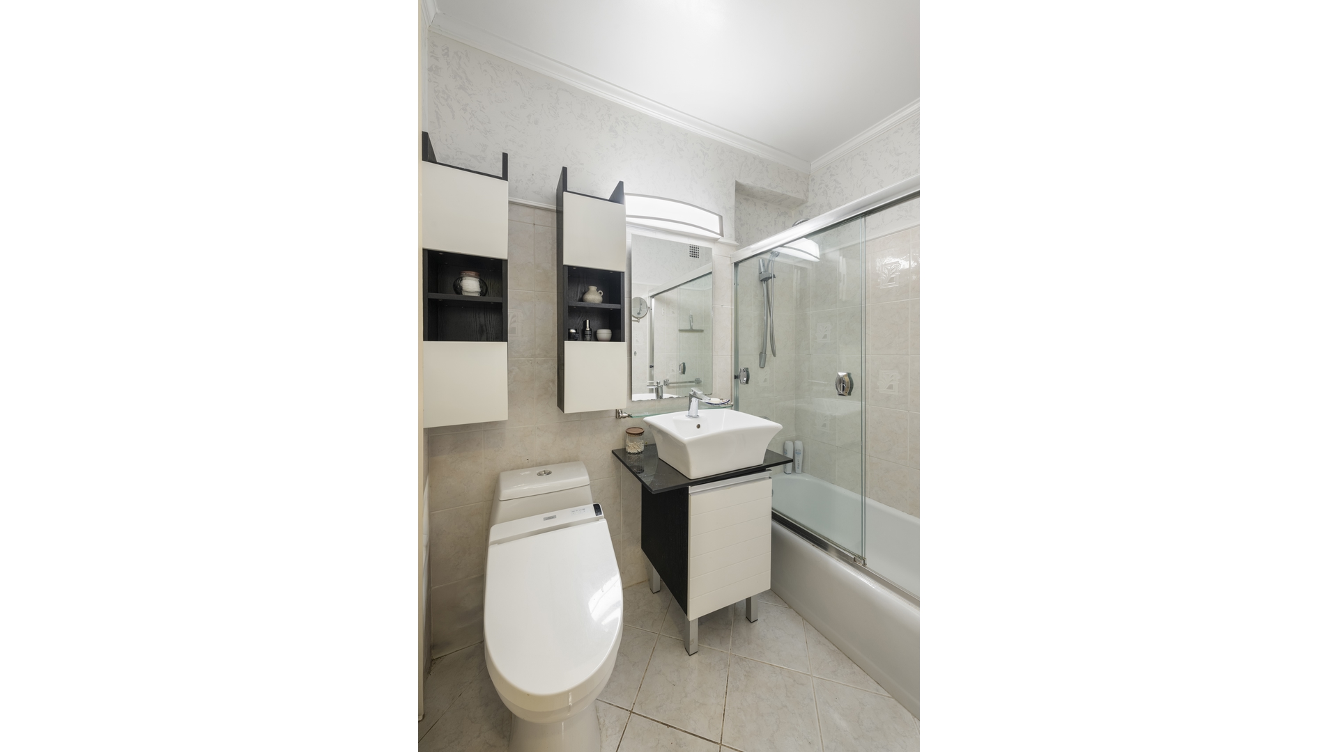 #8 photo, 3777 INDEPENDENCE Avenue, ब्रोंक्स Central Riverdale , NY 10463