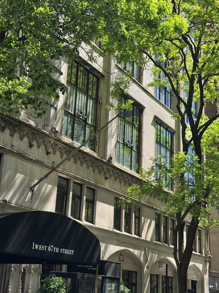 #19 photo, 1 W 67TH Street, मैनहटन Lincoln Square , NY 10023