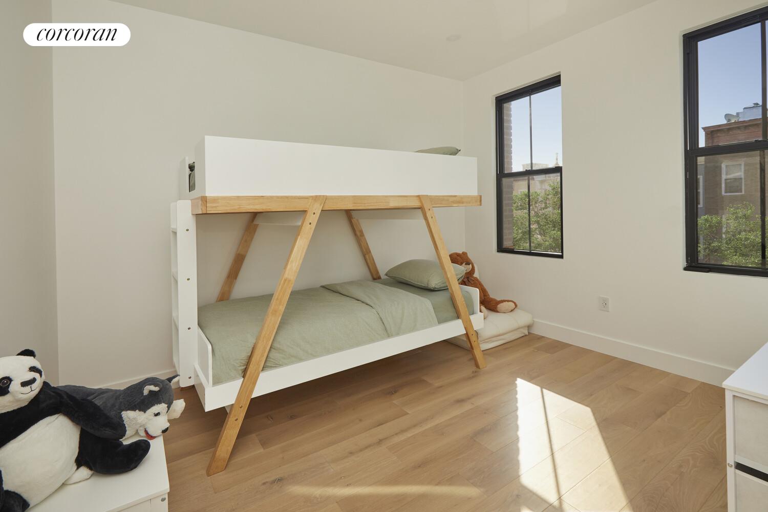 #10 photo, 689 MAC DONOUGH Street, ব্রুকলিন Stuyvesant Heights , NY 11233