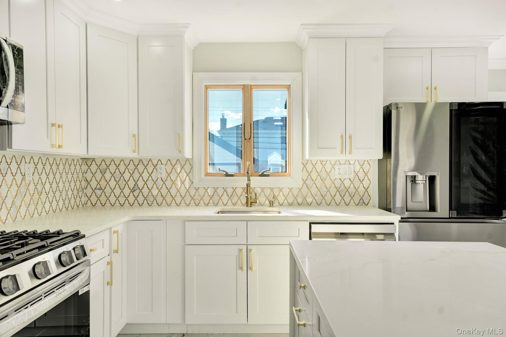 #12 photo, 9 Park, New Hyde Park , NY 11040