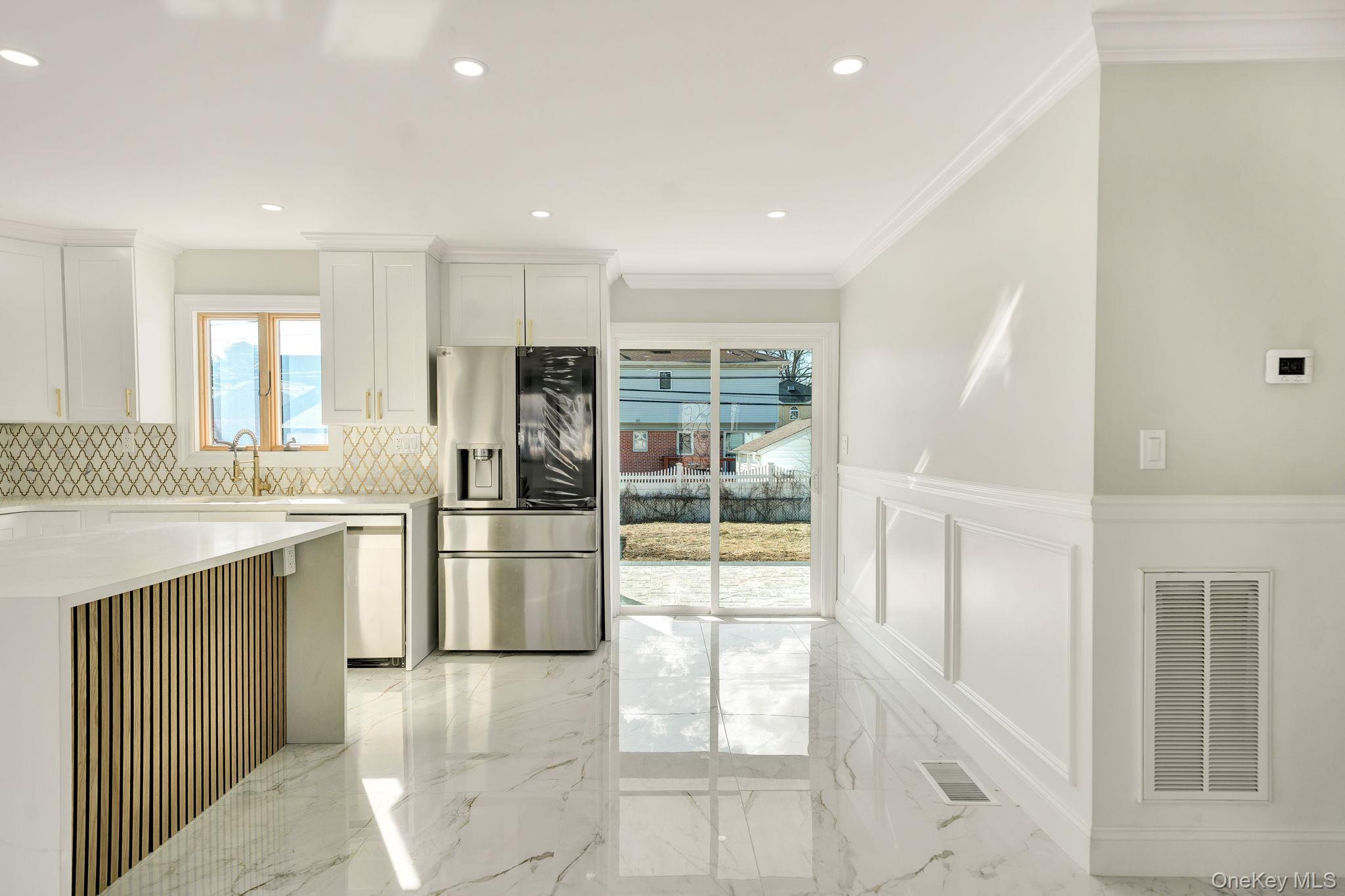 #15 photo, 9 Park, New Hyde Park , NY 11040