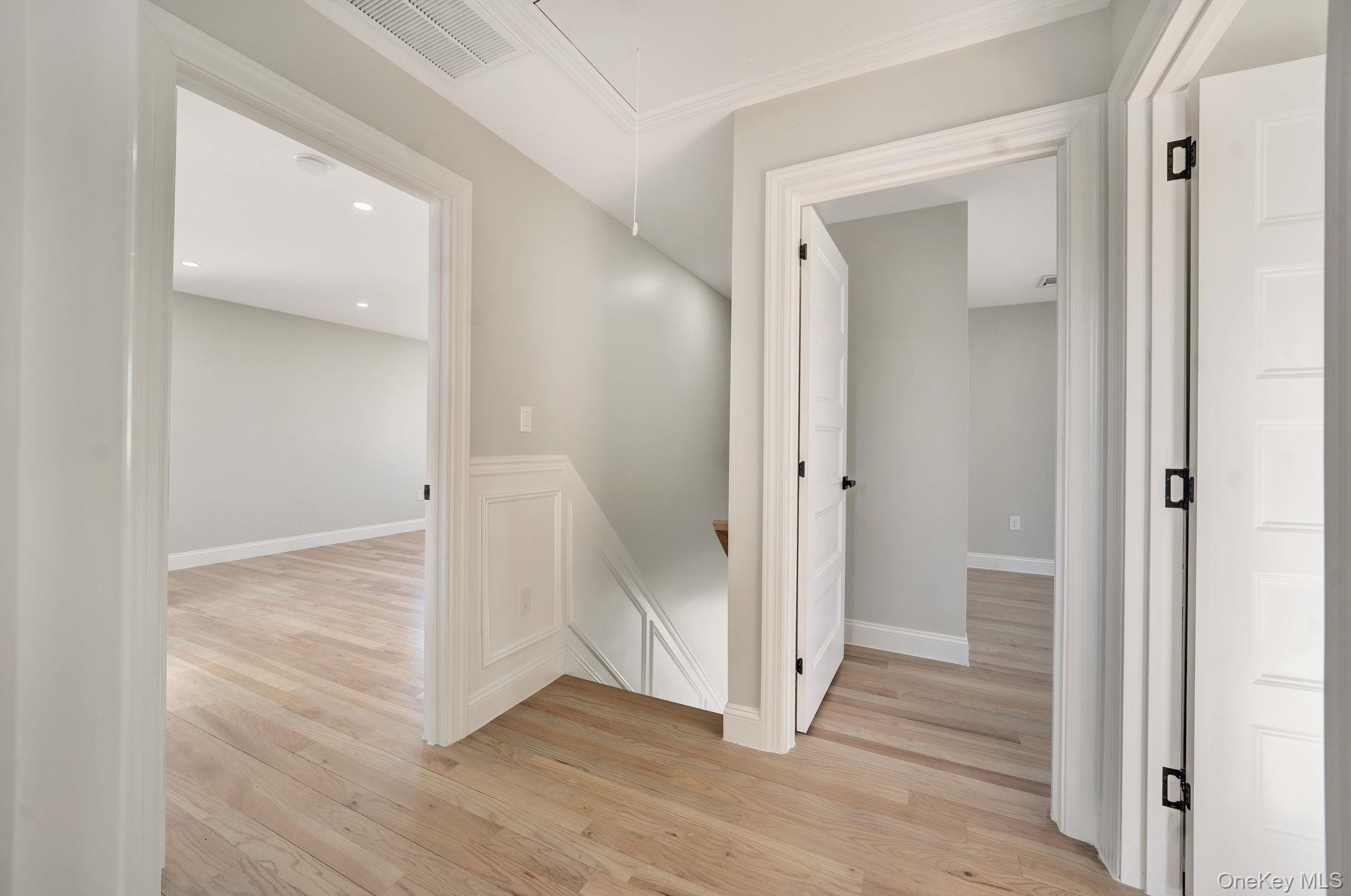 #19 photo, 9 Park, New Hyde Park , NY 11040