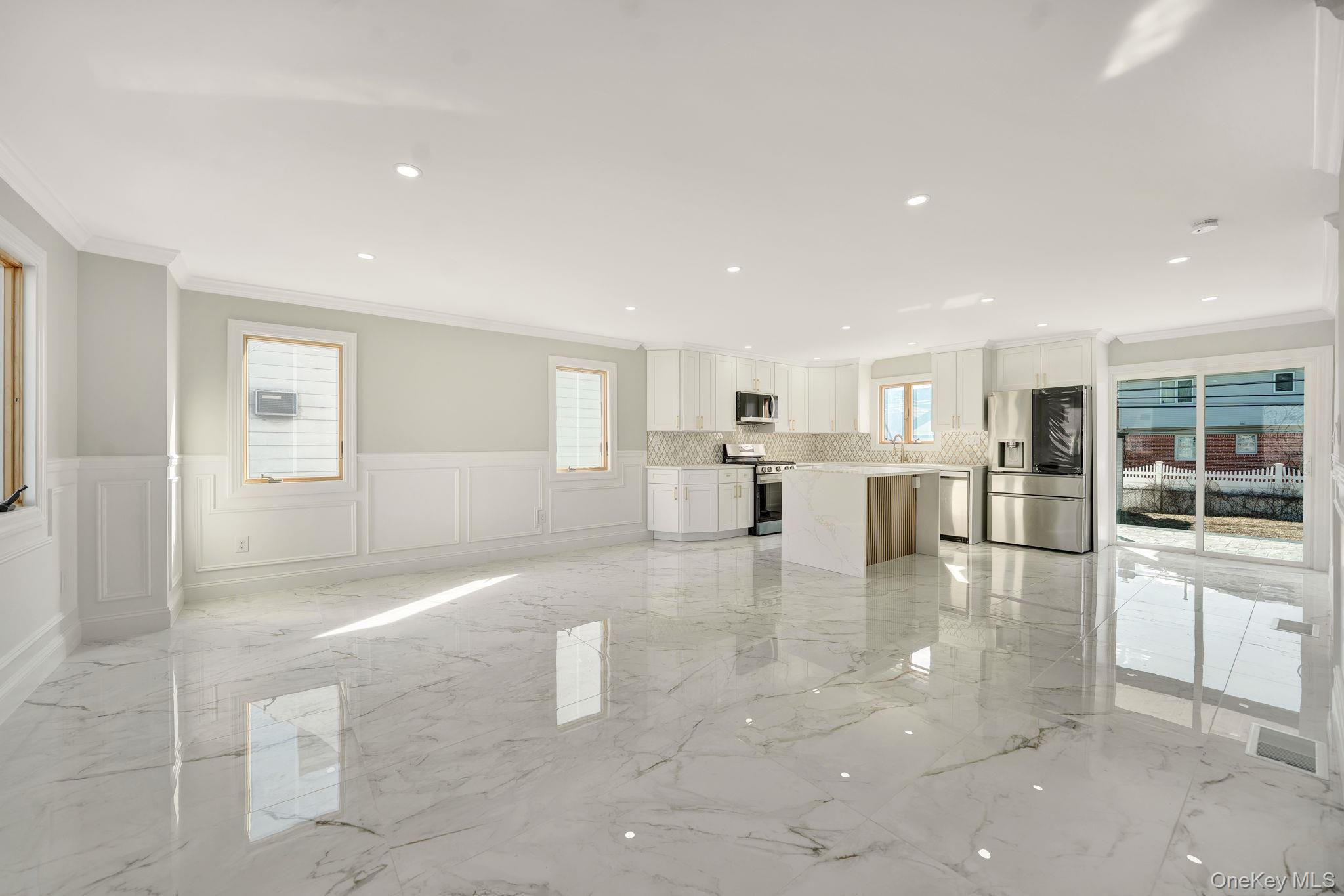 #7 photo, 9 Park, New Hyde Park , NY 11040