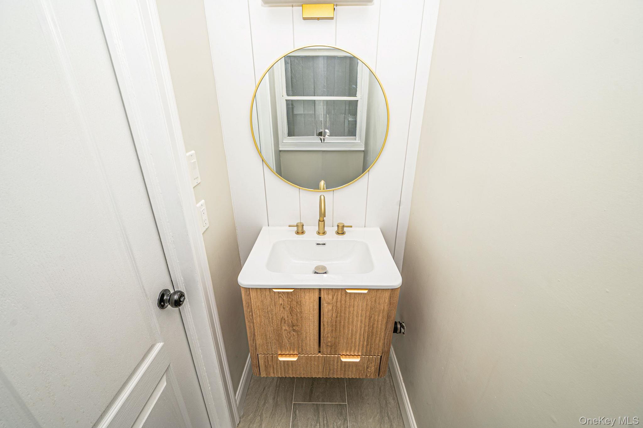 #16 photo, 12 Crabapple Lane, Commack , NY 11725