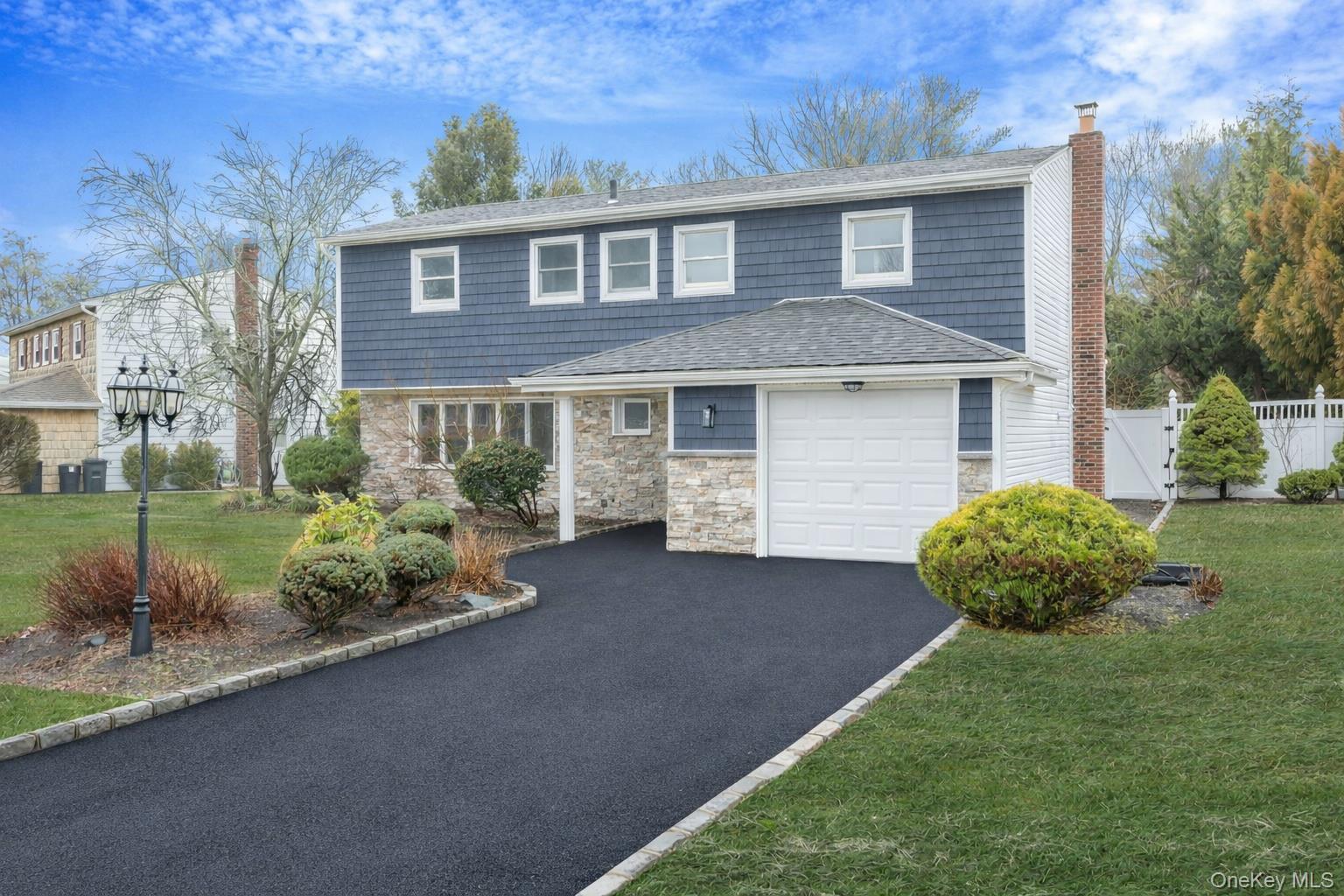 #2 photo, 12 Crabapple Lane, Commack , NY 11725