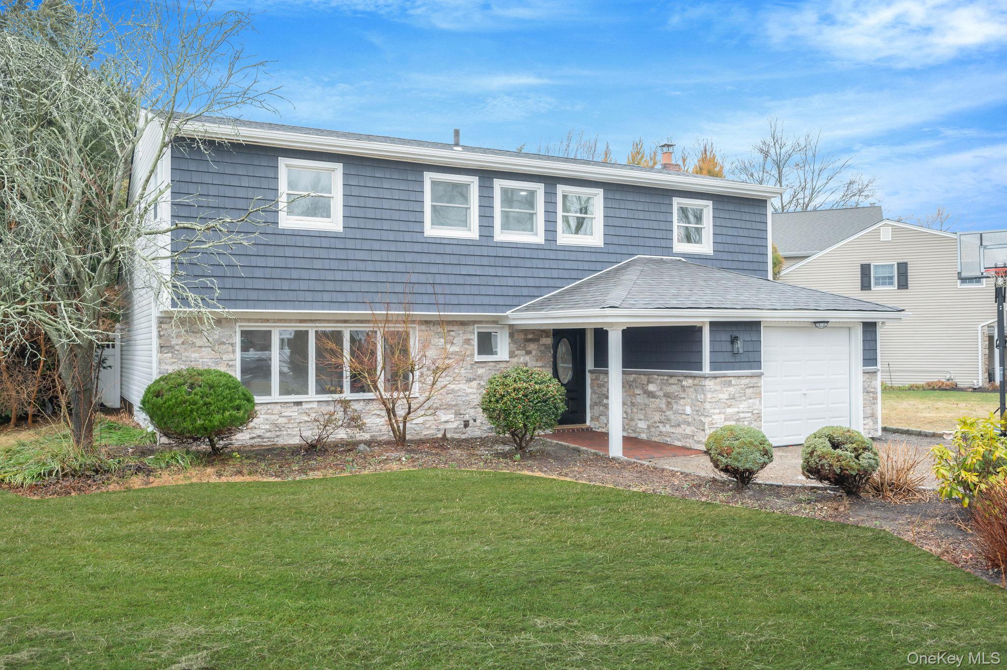 #3 photo, 12 Crabapple Lane, Commack , NY 11725