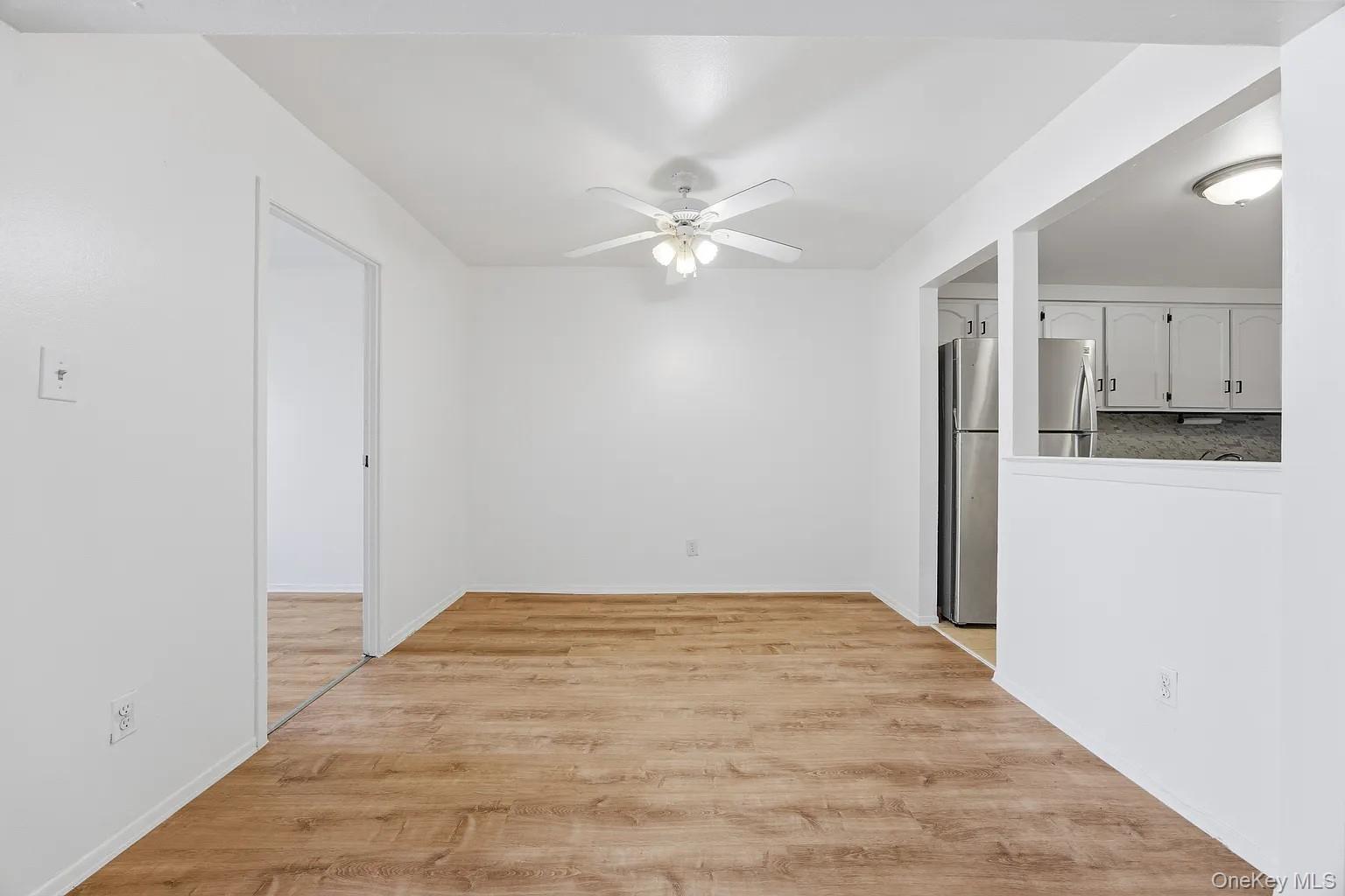 #5 photo, 1327 Bell Boulevard, Bayside , NY 11360