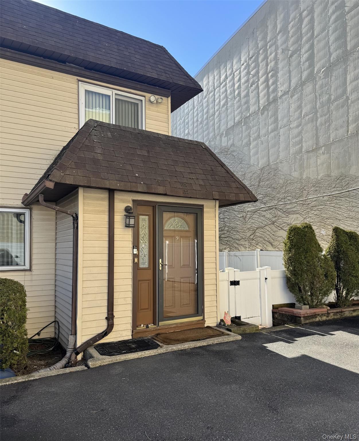 #1 photo, 88 E Valley Stream Boulevard, 长岛 Valley Stream , NY 11580